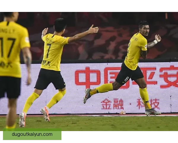 保利尼奥状态回暖，风格特征引发球迷关注