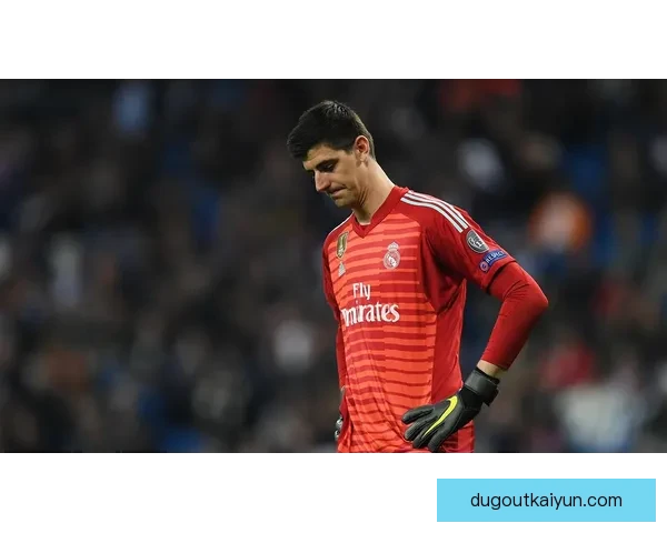 库尔图瓦本赛季拦截贡献数据持续提升，表现稳健备受关注。