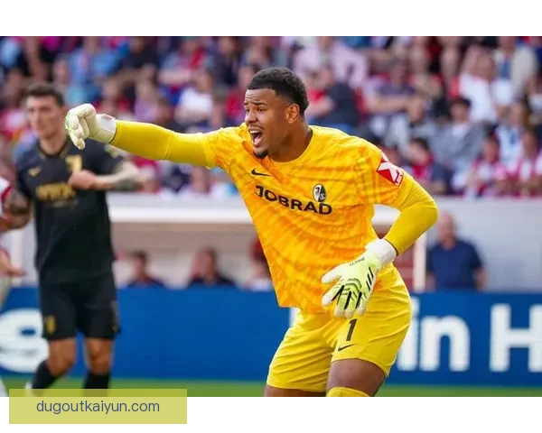 弗赖堡主帅施特赖希战术风格解析：稳健防守与高效反击